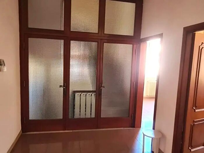 Appartamento con 6 locali in vendita in Livorno
