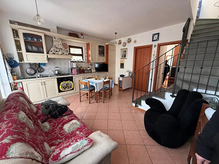 Appartamento trilocale in vendita in Campi Bisenzio, Campi Bisenzio