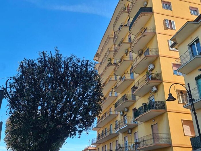 Appartamento trilocale in affitto in Via San Giovanni De Matha, Somma Vesuviana