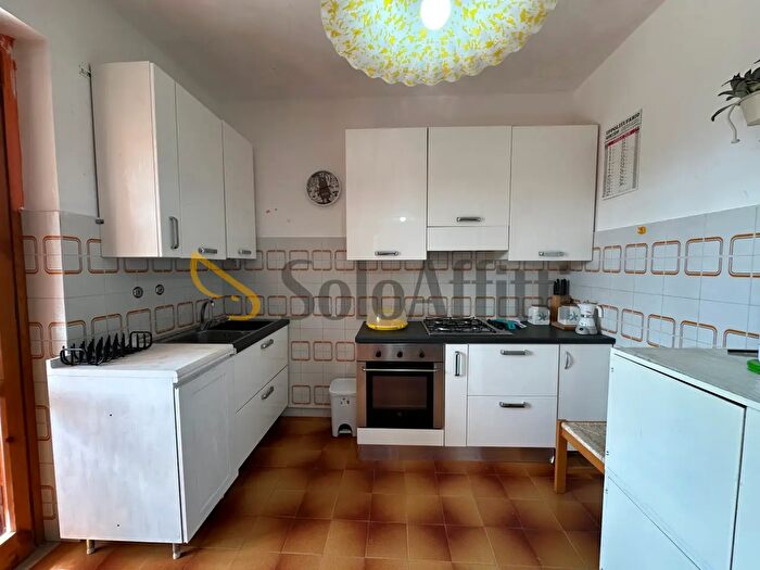 Appartamento con 5 locali in affitto in Strada Panarea, Latina