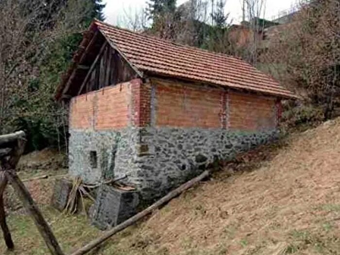 Casa in vendita in Arboerio Cervarolo Villa Inferiore Varallo Cellio con Breia Vercelli Piemonte Italia, Varallo