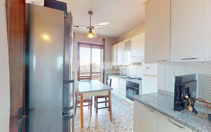 Appartamento quadrilocale in vendita in Via Don Davide Albertario, Carpi