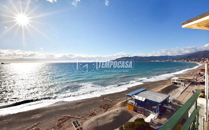 Appartamento quadrilocale in vendita in Via Domenico Cimarosa, Savona