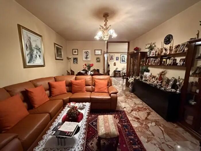 Appartamento quadrilocale in vendita in Via Paolo Paruta, Venezia