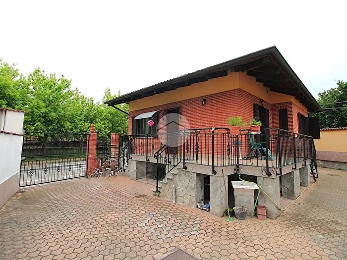 Casa con 5 locali in vendita in Via Lido Malone, Brandizzo