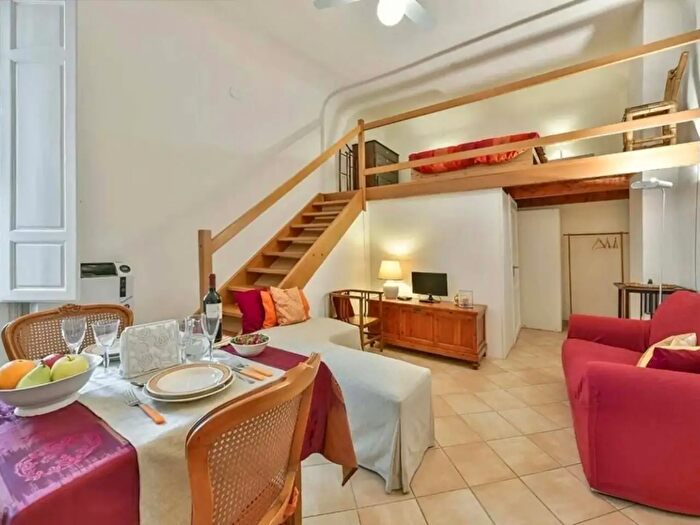 Appartamento monolocale in affitto in Via Ghibellina, Firenze