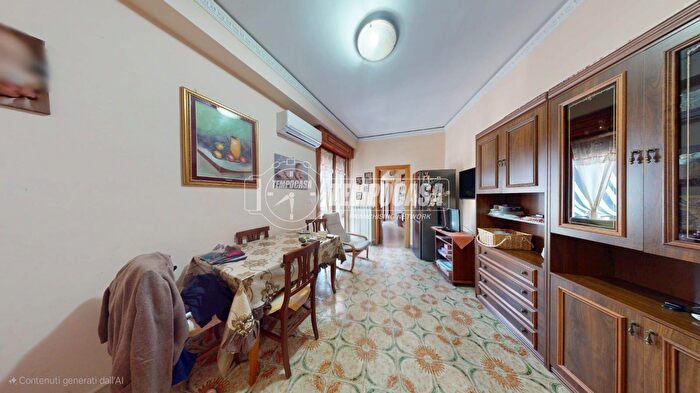 Casa quadrilocale in vendita in Via Giovanni Linguiti, Aversa