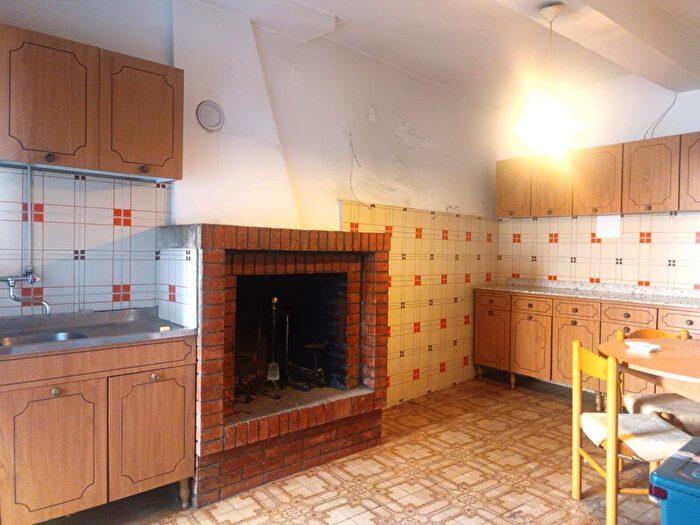 Appartamento con 6 locali in vendita in Coreglia Antelminelli