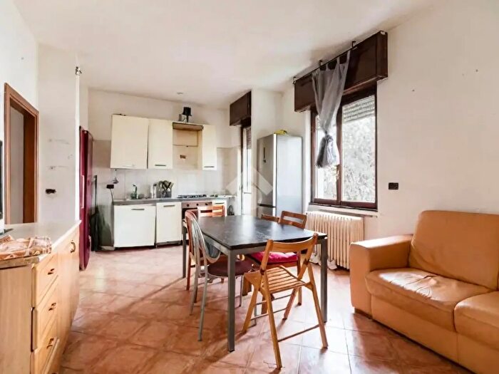 Appartamento trilocale in vendita in Viale Giovanni Suzzani, Milano