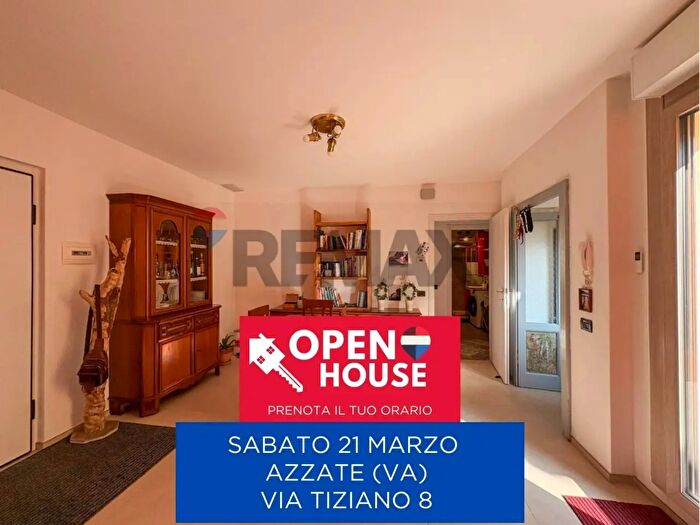 Appartamento trilocale in vendita in Via Tiziano, Azzate