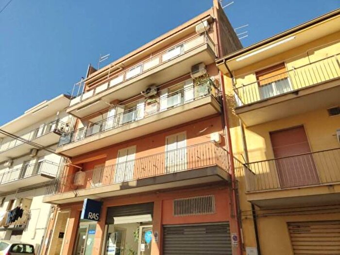 Appartamento con 5 locali in vendita in Via Alessandro La Marmora, Ragusa