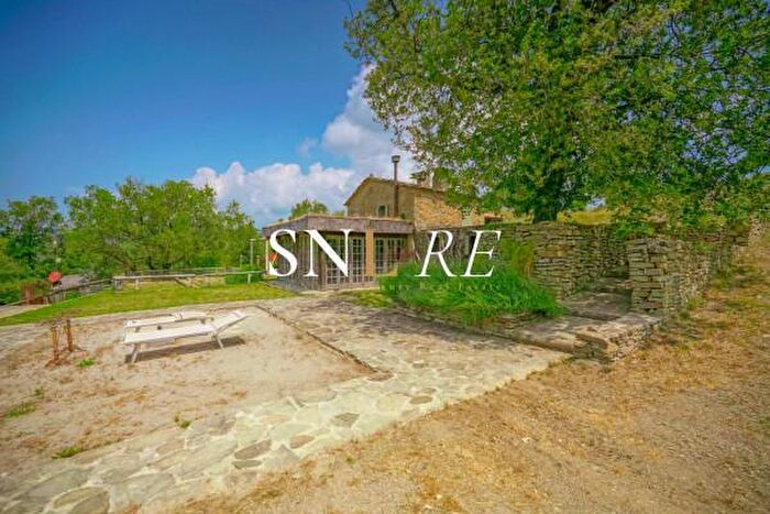 Casa con 6 locali in vendita in Via Setteponti, Loro Ciuffenna