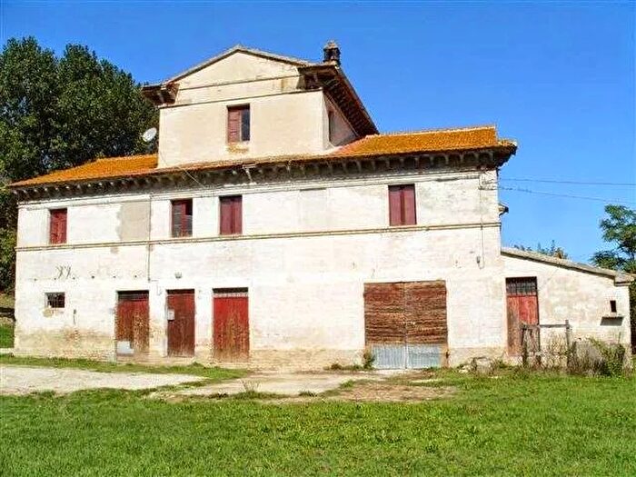 Casa quadrilocale in vendita in Senigallia