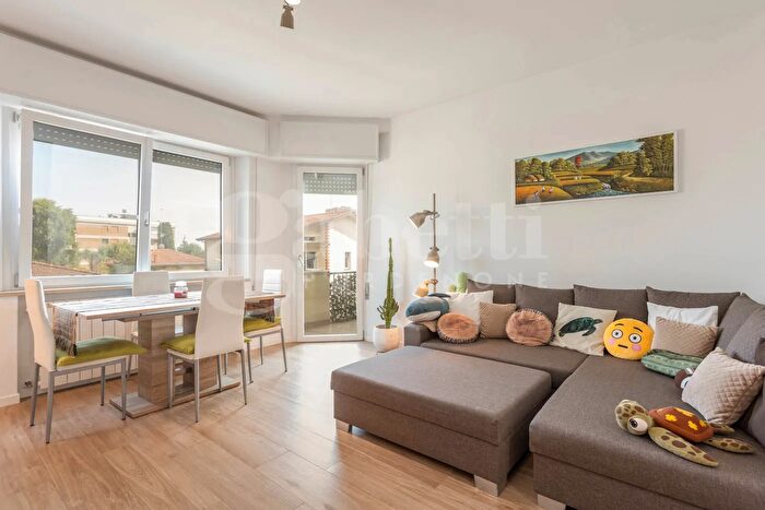 Appartamento con 5 locali in vendita in Via Monfalcone, Pordenone