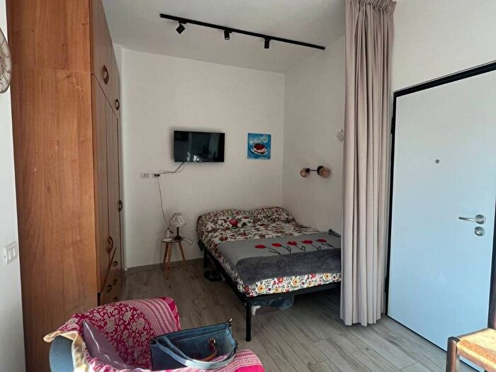 Appartamento monolocale in affitto in Piazzetta Arenella, Arenella, Napoli