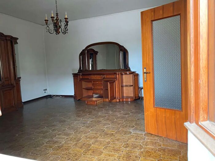 Casa con 7 locali in vendita in Villafranca Di Verona