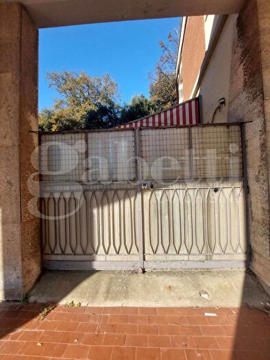 Appartamento trilocale in vendita in Piazza di Vittorio, Collesalvetti