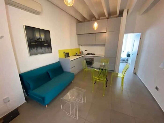 Appartamento monolocale in affitto in Via Domenico Cirillo, Milano