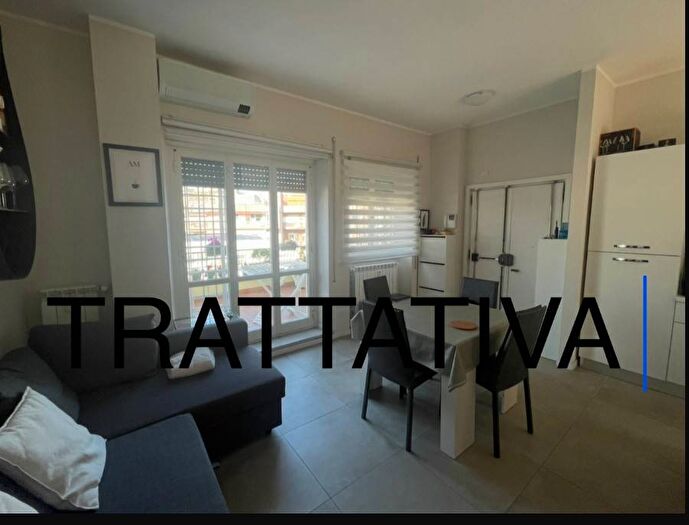 Casa bilocale in affitto in Via Collalto Sabino, Africano Villa Chigi, Roma