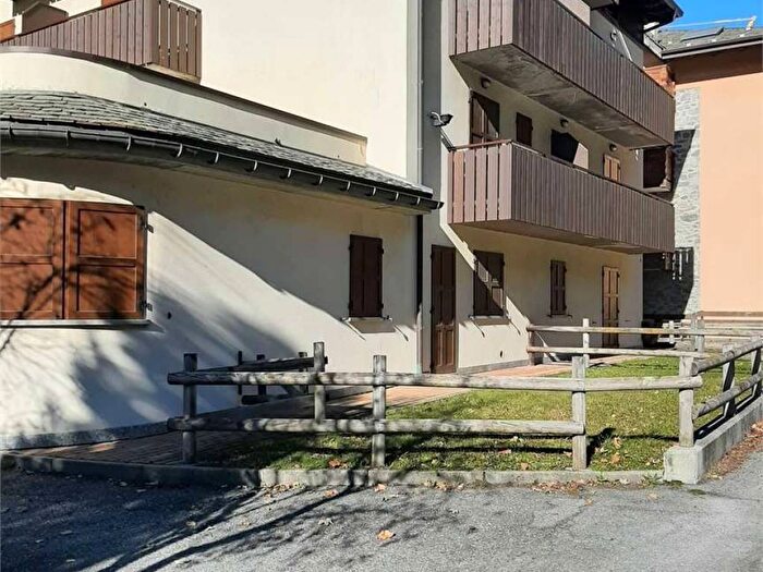 Appartamento bilocale in affitto in Via Nazionale, Cepina, Valdisotto