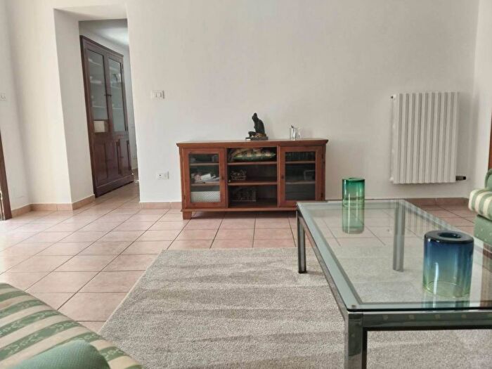 Appartamento con 5 locali in affitto in Via Cesare Pollini, Torreglia