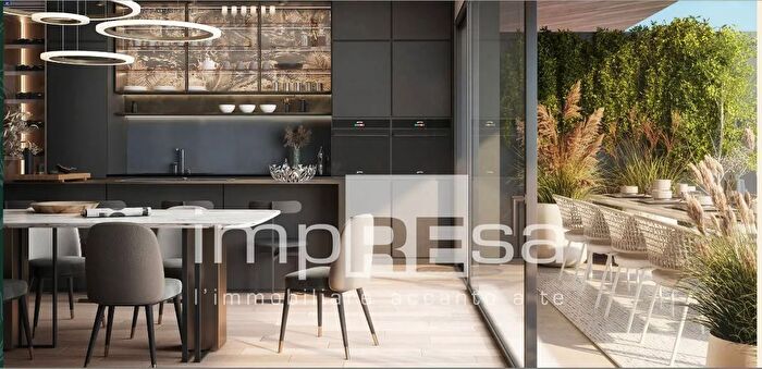 Appartamento con 5 locali in vendita in Viale Felissent, Treviso