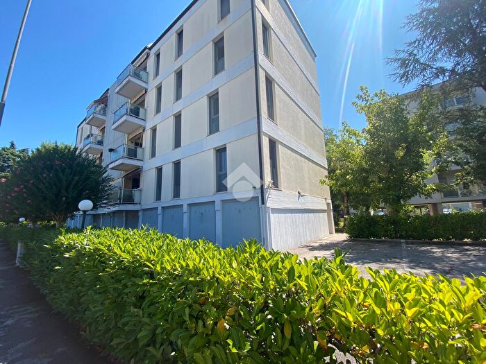 Appartamento quadrilocale in vendita in Via Cima Gogna, Venezia