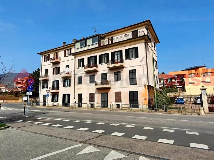 Appartamento bilocale in vendita in Via Nazionale, Pinerolo