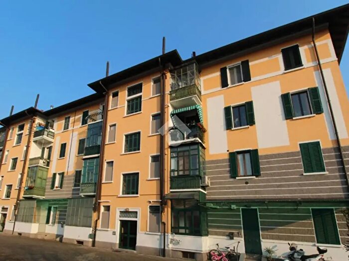 Appartamento bilocale in vendita in Via Europa, Carnate