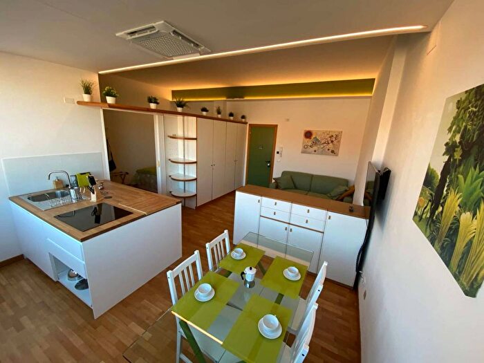 Appartamento bilocale in affitto in Via Giordano Bruno, Stazione, Ancona