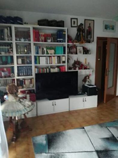 Appartamento con 5 locali in vendita in Via Quinto Areto, Castelbellino