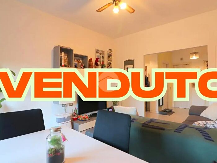 Appartamento bilocale in vendita in Via Fratelli Cervi, Pero