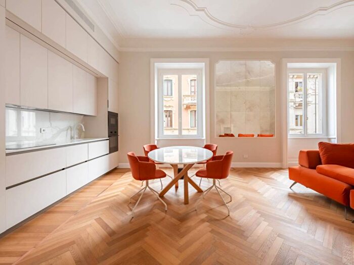Appartamento trilocale in affitto in Via Marradi, San Vittore, Milano