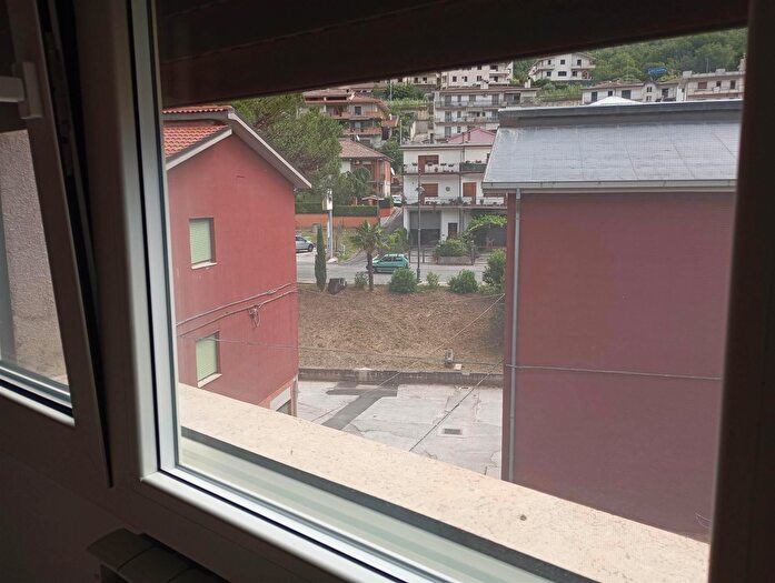 Appartamento con 7 locali in vendita in Civitella Roveto