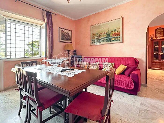 Appartamento trilocale in vendita in Via Anguillarese, Anguillara Sabazia