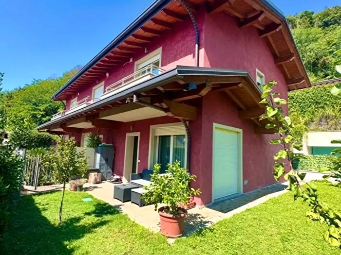 Casa quadrilocale in vendita in Colverde