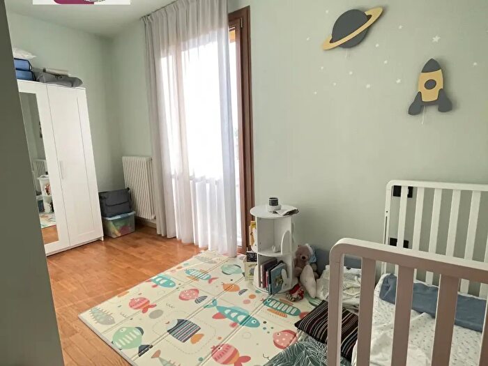 Appartamento con 5 locali in vendita in Piazza della Filatura, Piazzola Sul Brenta