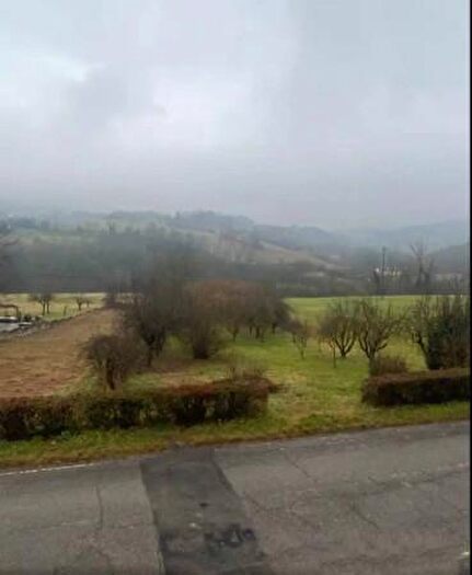 Casa con 6 locali in vendita in Vernasca