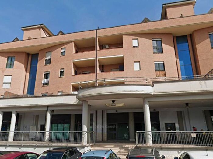 Appartamento trilocale in affitto in Via Leonardo da Vinci, Santa Barbara San Sisto, L'Aquila
