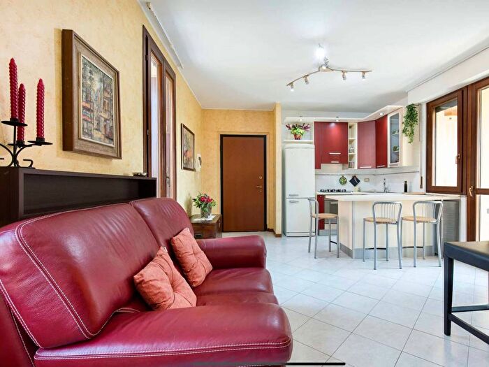 Appartamento trilocale in affitto in Via Giacomo Puccini, San Michele, Busto Arsizio