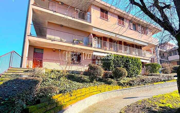 Appartamento trilocale in vendita in Via Mascherpa, Paullo