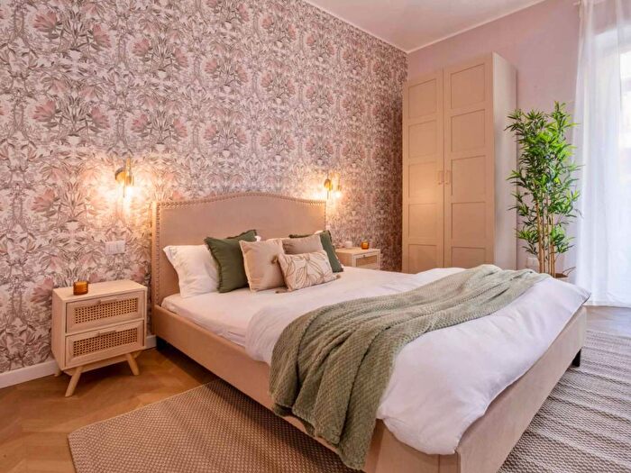 Appartamento trilocale in affitto in Via Carlo Porta, Trastevere, Roma