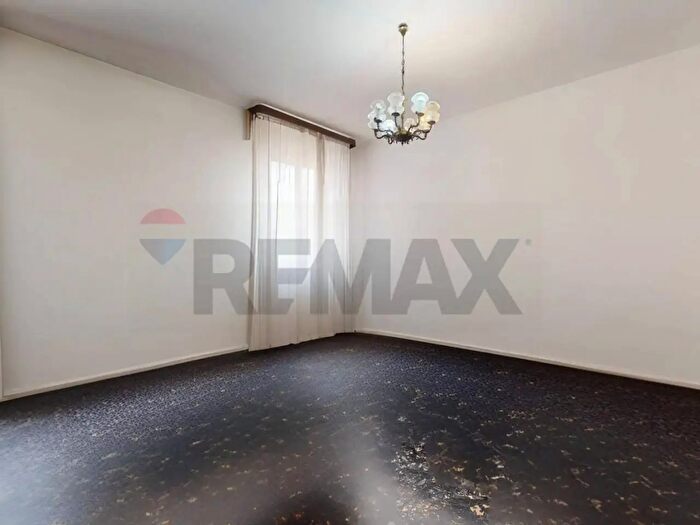 Appartamento con 5 locali in vendita in Via Manfroni, Padova