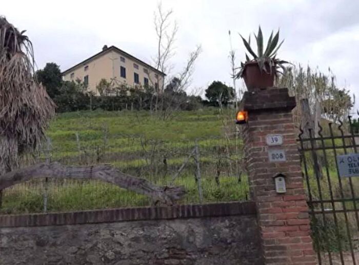 Casa monolocale in vendita in Località Bianchini, Camaiore