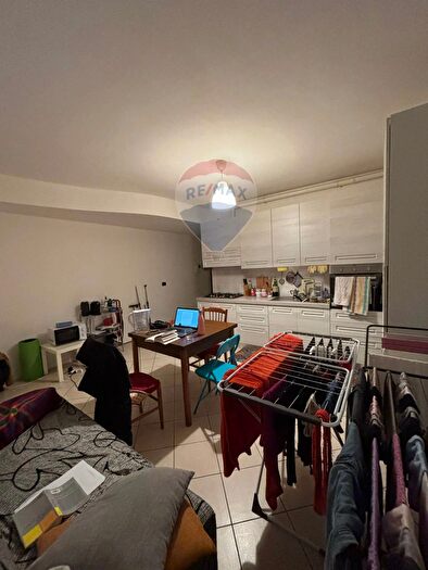 Appartamento trilocale in affitto in Bologna