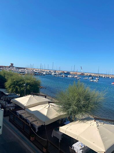 Appartamento trilocale in vendita in Marciana Marina