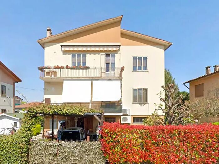 Casa quadrilocale in vendita in Via Pago, Venezia