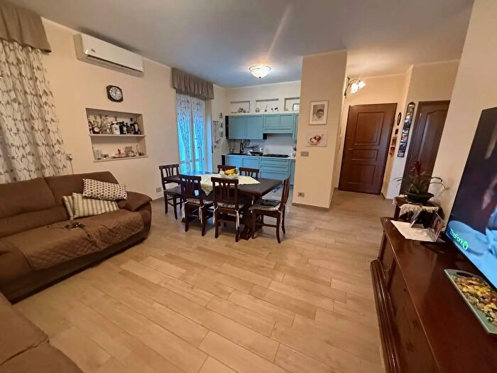 Appartamento quadrilocale in vendita in Pozzolo Formigaro