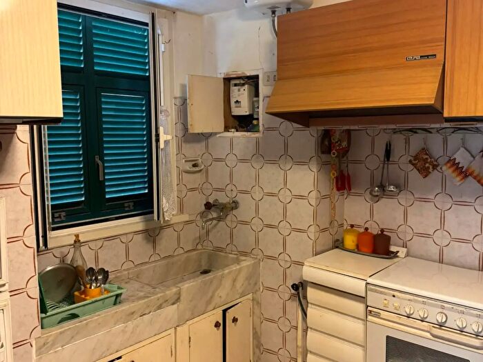 Appartamento trilocale in vendita in Via Vittorio Alfieri, Fosdinovo