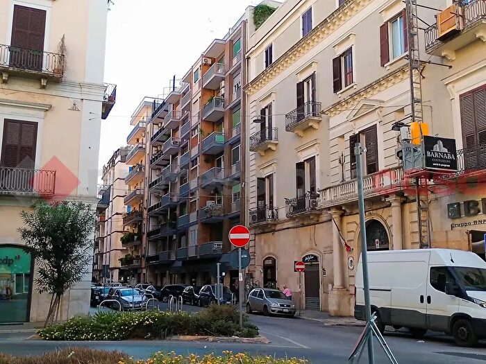Appartamento con 5 locali in vendita in Via Sagariga Visconti, Bari